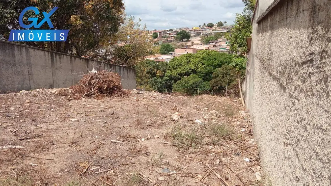 Foto 5 de Terreno / Lote à venda, 375m2 em Florença, Ribeirao Das Neves - MG