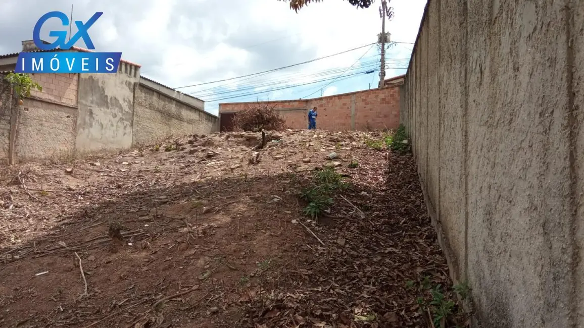 Foto 1 de Terreno / Lote à venda, 375m2 em Florença, Ribeirao Das Neves - MG