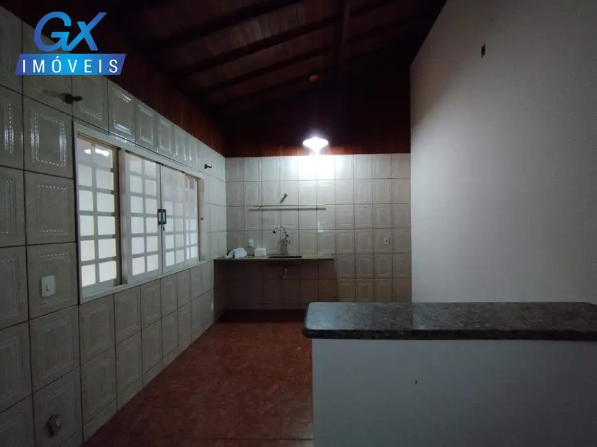 Chácara com 4 quartos à venda, 230m2 em Condomínio Vale do Ouro, Ribeirao Das Neves - MG - imagem 8 Foto 8 de Chácara com 4 quartos à venda, 230m2 em Condomínio Vale do Ouro, Ribeirao Das Neves - MG