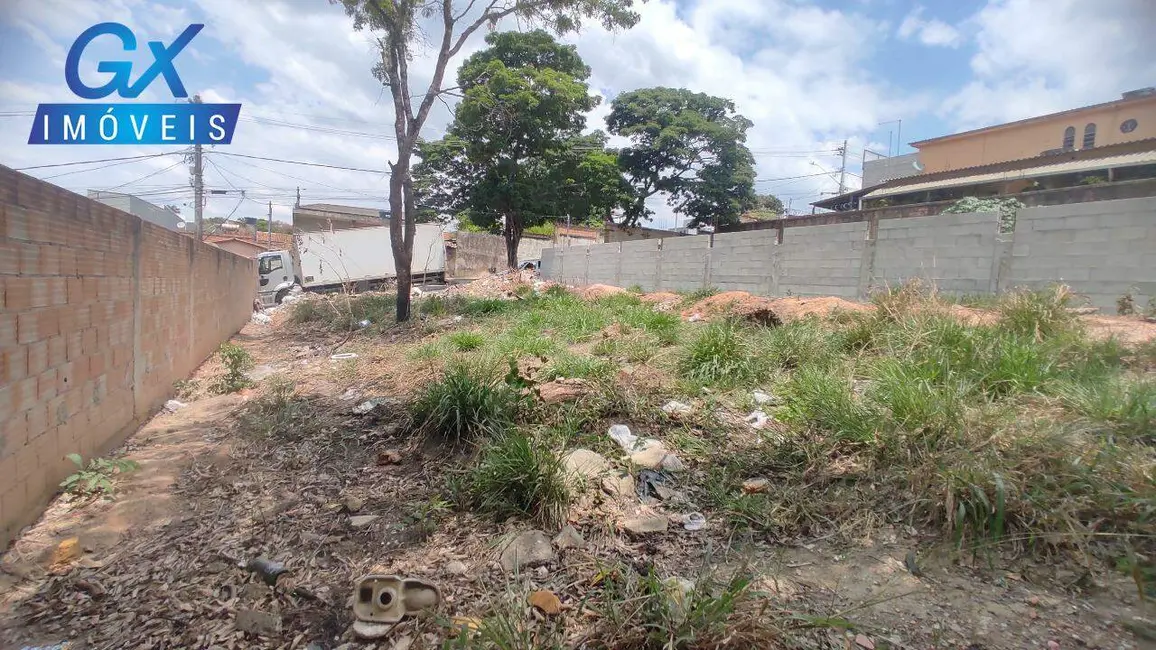 Foto 1 de Terreno / Lote à venda, 360m2 em Veneza, Ribeirao Das Neves - MG