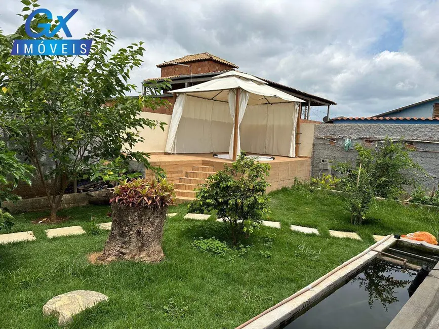 Casa com 3 quartos à venda, 210m2 em Rosana, Ribeirao Das Neves - MG - imagem 2 Foto 2 de Casa com 3 quartos à venda, 210m2 em Rosana, Ribeirao Das Neves - MG