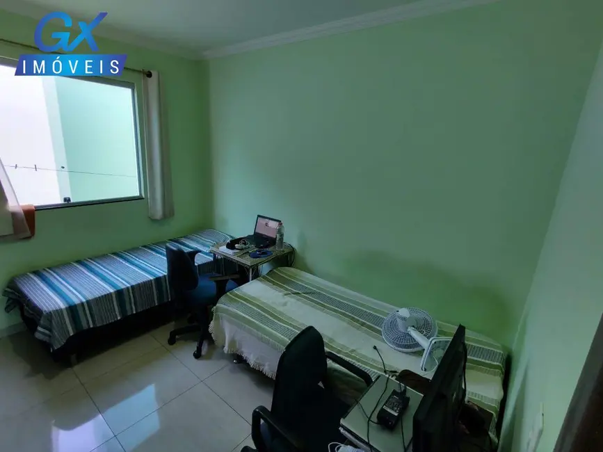 Casa com 3 quartos à venda, 180m2 em Santa Mônica, Belo Horizonte - MG - imagem 5 Foto 5 de Casa com 3 quartos à venda, 180m2 em Santa Mônica, Belo Horizonte - MG