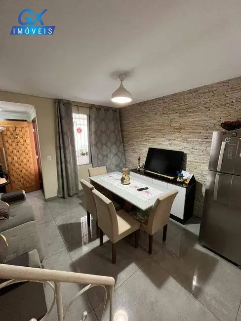 Foto 2 de Casa com 2 quartos à venda, 80m2 em Castelo, Belo Horizonte - MG