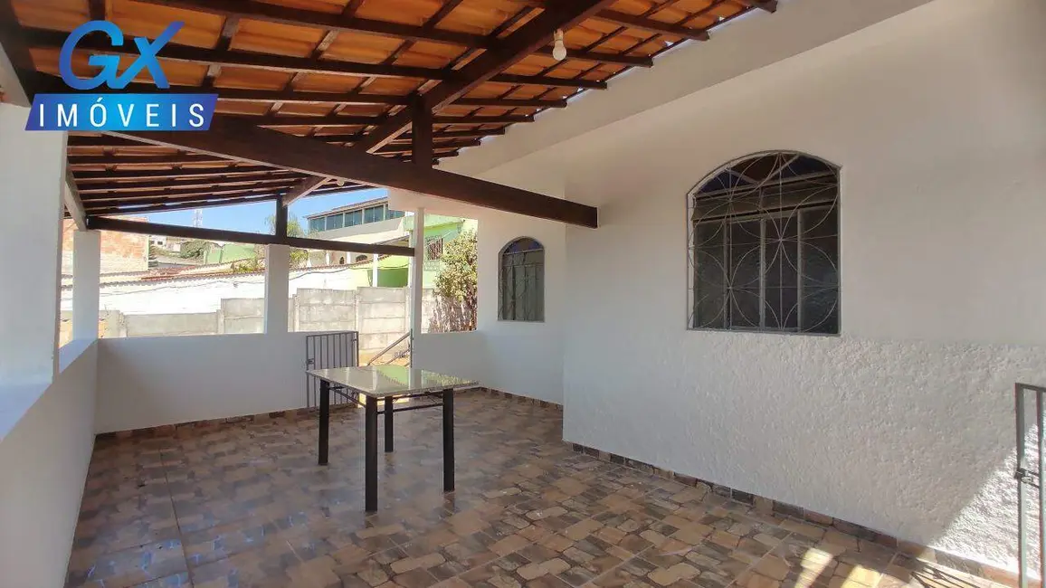 Foto 5 de Casa com 2 quartos à venda, 70m2 em Florença, Ribeirao Das Neves - MG