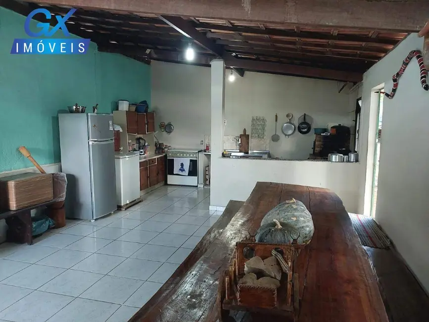 Chácara com 3 quartos à venda, 200m2 em Esmeraldas - MG - imagem 9 Foto 9 de Chácara com 3 quartos à venda, 200m2 em Esmeraldas - MG