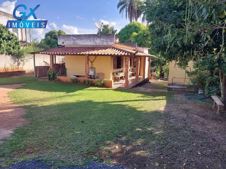Chácara com 3 quartos à venda, 200m2 em Esmeraldas - MG - imagem 6 Foto 6 de Chácara com 3 quartos à venda, 200m2 em Esmeraldas - MG