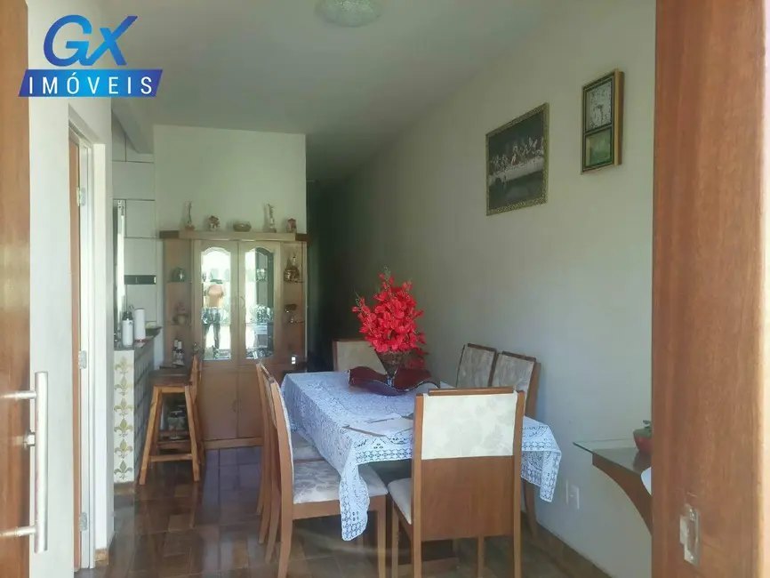 Casa com 3 quartos à venda, 360m2 em Esmeraldas - MG - imagem 6 Foto 6 de Casa com 3 quartos à venda, 360m2 em Esmeraldas - MG