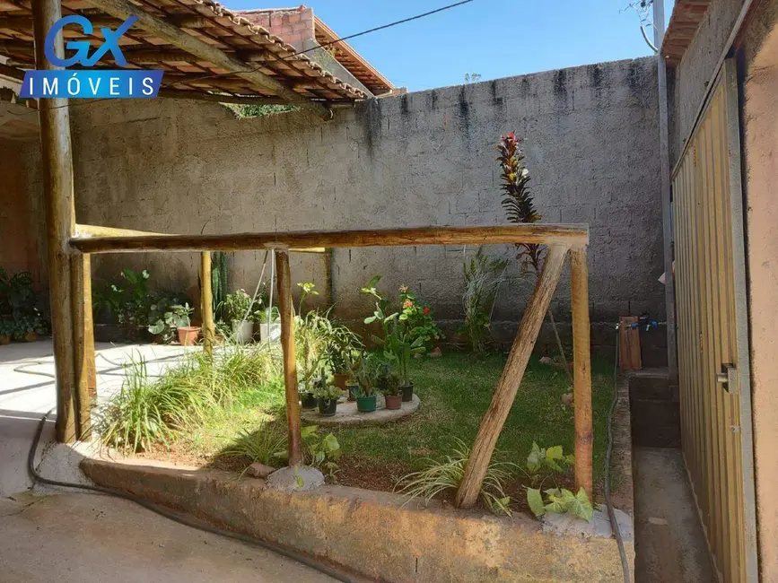 Casa com 2 quartos à venda, 240m2 em Esmeraldas - MG - imagem 4 Foto 4 de Casa com 2 quartos à venda, 240m2 em Esmeraldas - MG