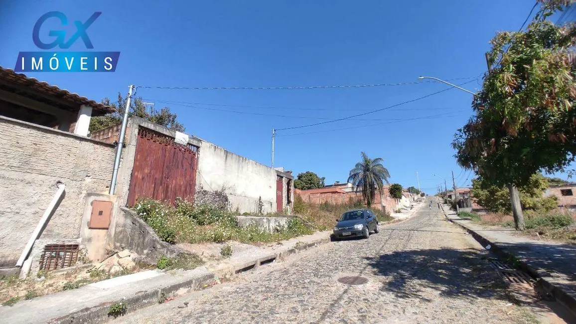 Foto 2 de Casa com 2 quartos à venda, 90m2 em Rosaneves, Ribeirao Das Neves - MG