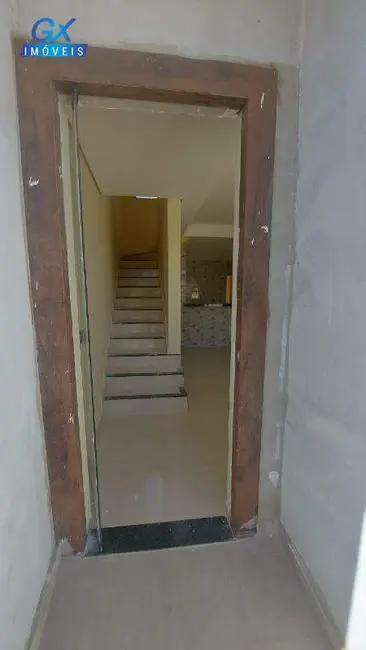 Casa com 3 quartos à venda, 100m2 em Esmeraldas - MG - imagem 4 Foto 4 de Casa com 3 quartos à venda, 100m2 em Esmeraldas - MG