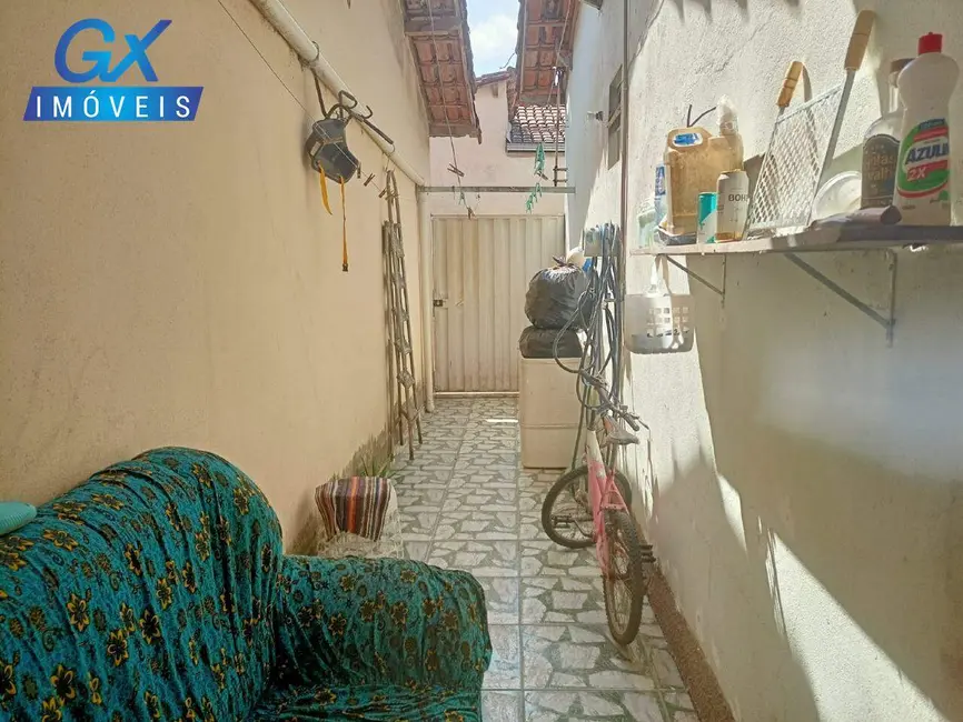 Foto 2 de Casa com 2 quartos à venda, 70m2 em Veneza, Ribeirao Das Neves - MG