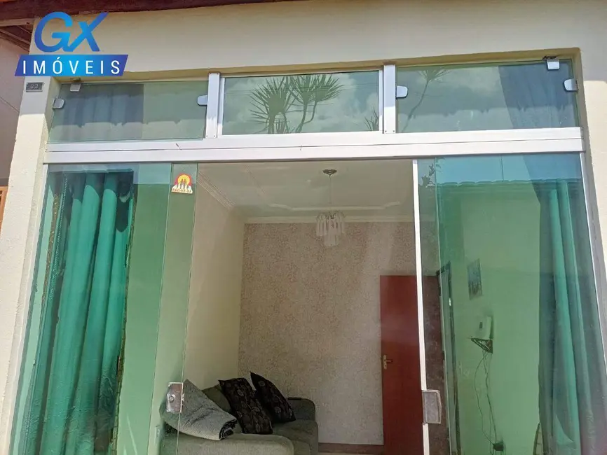 Casa com 2 quartos à venda, 70m2 em Veneza, Ribeirao Das Neves - MG - imagem 3 Foto 3 de Casa com 2 quartos à venda, 70m2 em Veneza, Ribeirao Das Neves - MG