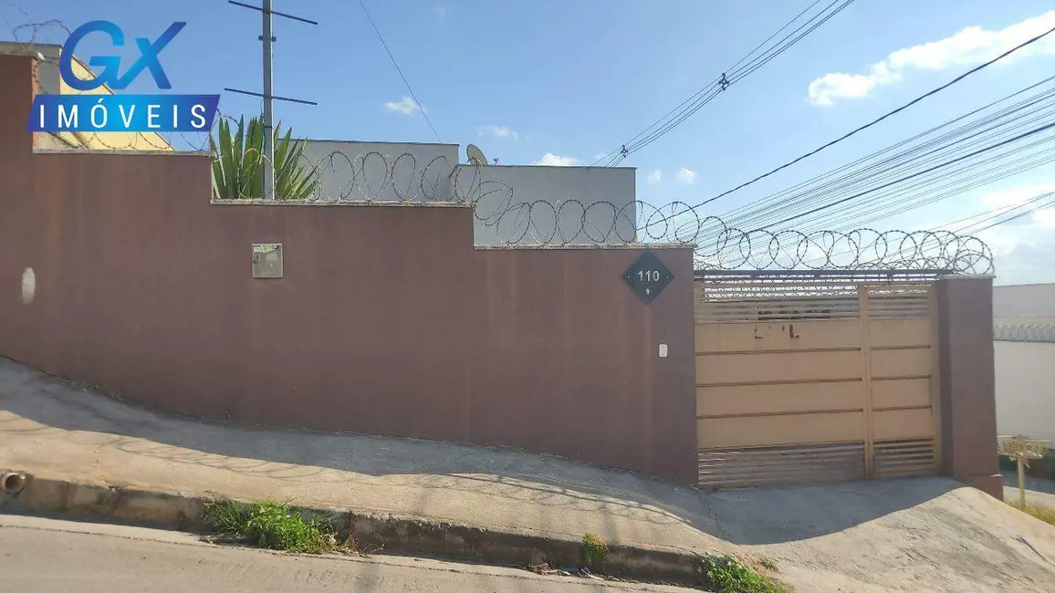 Foto 3 de Casa com 3 quartos à venda, 230m2 em Esmeraldas - MG