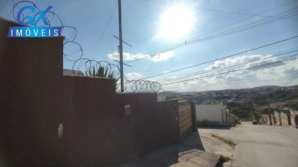 Foto 4 de Casa com 3 quartos à venda, 230m2 em Esmeraldas - MG