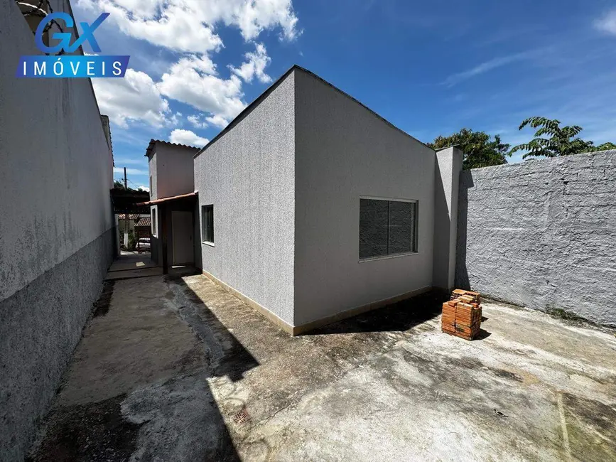 Foto 2 de Casa com 2 quartos à venda, 84m2 em Lagoa Santa - MG