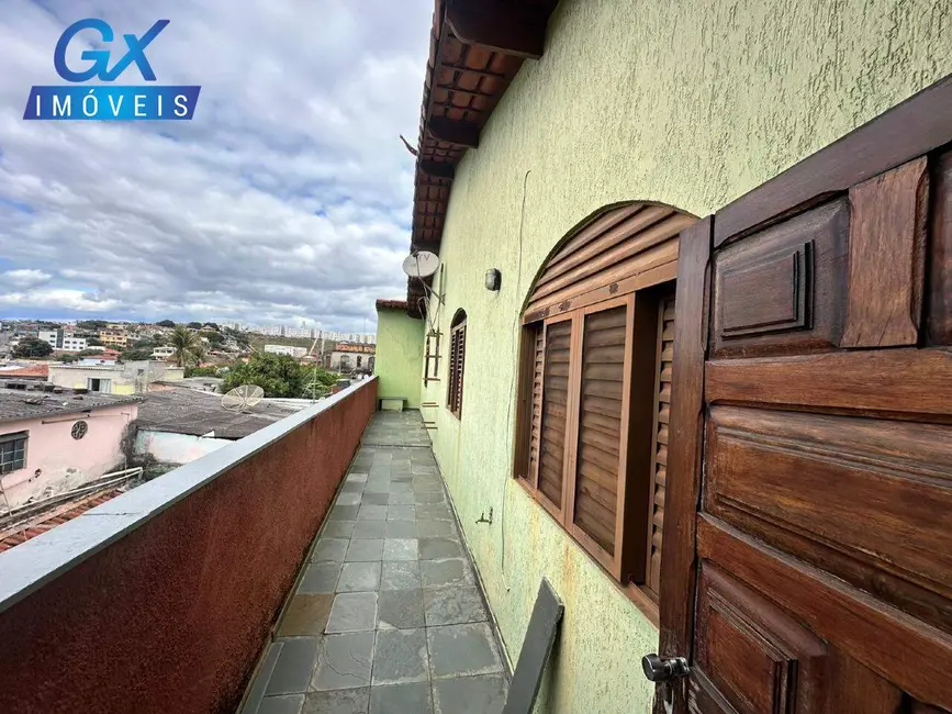 Casa com 3 quartos à venda, 404m2 em Cerejeira (Justinópolis), Ribeirao Das Neves - MG - imagem 3 Foto 3 de Casa com 3 quartos à venda, 404m2 em Cerejeira (Justinópolis), Ribeirao Das Neves - MG