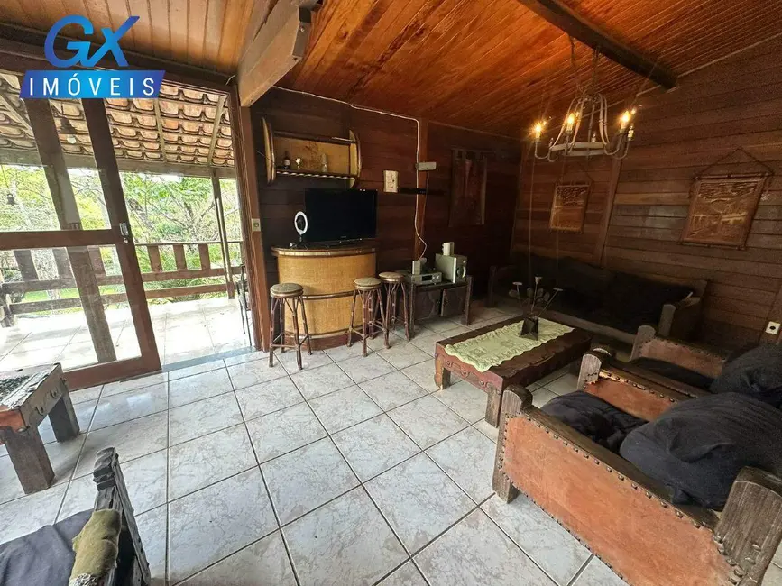 Chácara com 5 quartos à venda, 360m2 em Esmeraldas - MG - imagem 9 Foto 9 de Chácara com 5 quartos à venda, 360m2 em Esmeraldas - MG