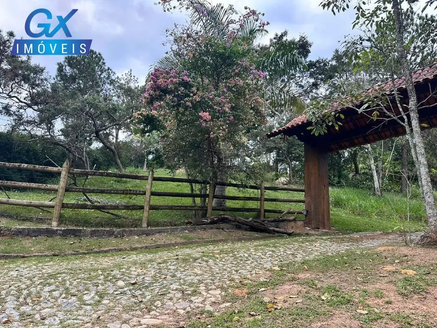 Foto 2 de Chácara com 5 quartos à venda, 360m2 em Esmeraldas - MG