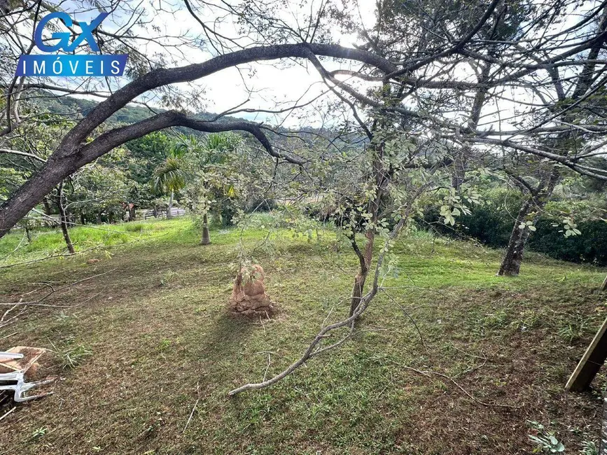 Chácara com 1 quarto à venda, 120m2 em Esmeraldas - MG - imagem 8 Foto 8 de Chácara com 1 quarto à venda, 120m2 em Esmeraldas - MG