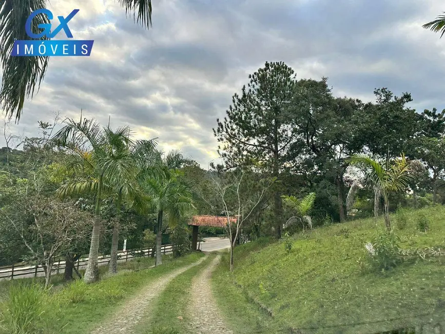 Chácara com 1 quarto à venda, 120m2 em Esmeraldas - MG - imagem 9 Foto 9 de Chácara com 1 quarto à venda, 120m2 em Esmeraldas - MG