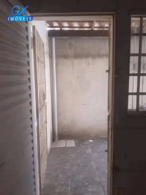 Foto 3 de Casa com 2 quartos à venda, 65m2 em Esmeraldas - MG