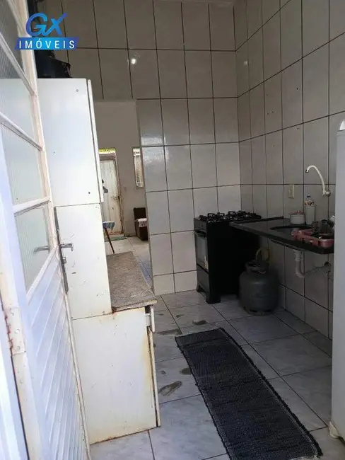 Foto 6 de Casa com 2 quartos à venda, 88m2 em Esmeraldas - MG