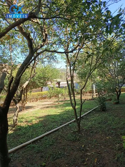 Foto 3 de Chácara com 4 quartos à venda, 220m2 em Esmeraldas - MG
