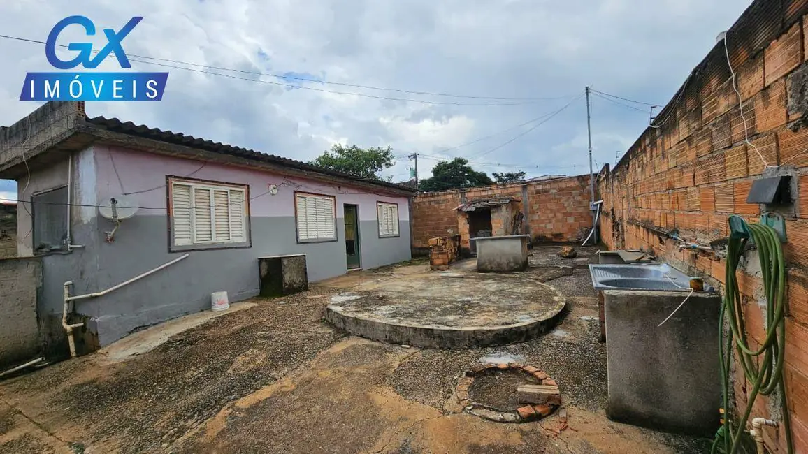 Foto 4 de Casa com 2 quartos para alugar, 380m2 em Esmeraldas - MG