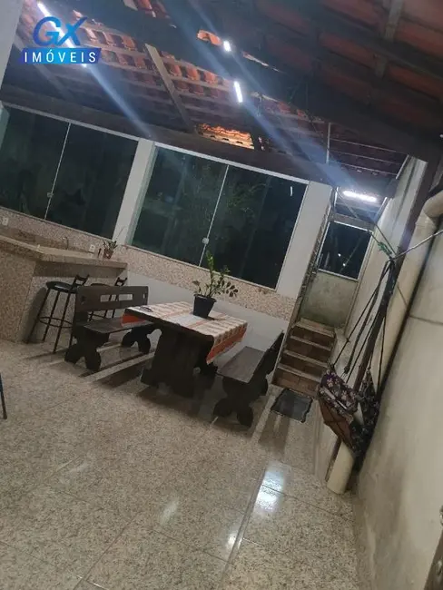 Foto 6 de Casa com 2 quartos à venda, 180m2 em Esmeraldas - MG