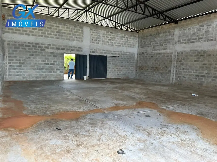 Foto 3 de Armazém / Galpão à venda, 360m2 em Esmeraldas - MG