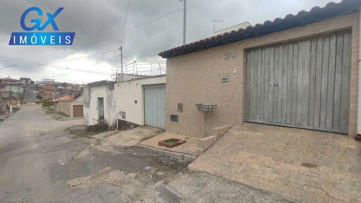 Foto 3 de Casa com 2 quartos à venda, 62m2 em Esmeraldas - MG