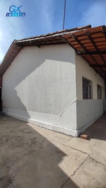 Foto 5 de Casa com 2 quartos à venda, 70m2 em Esmeraldas - MG