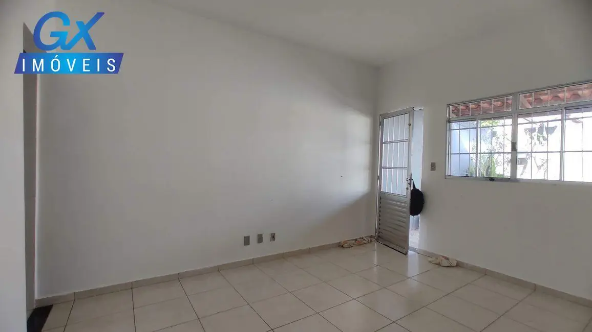 Foto 9 de Casa com 2 quartos à venda, 70m2 em Esmeraldas - MG