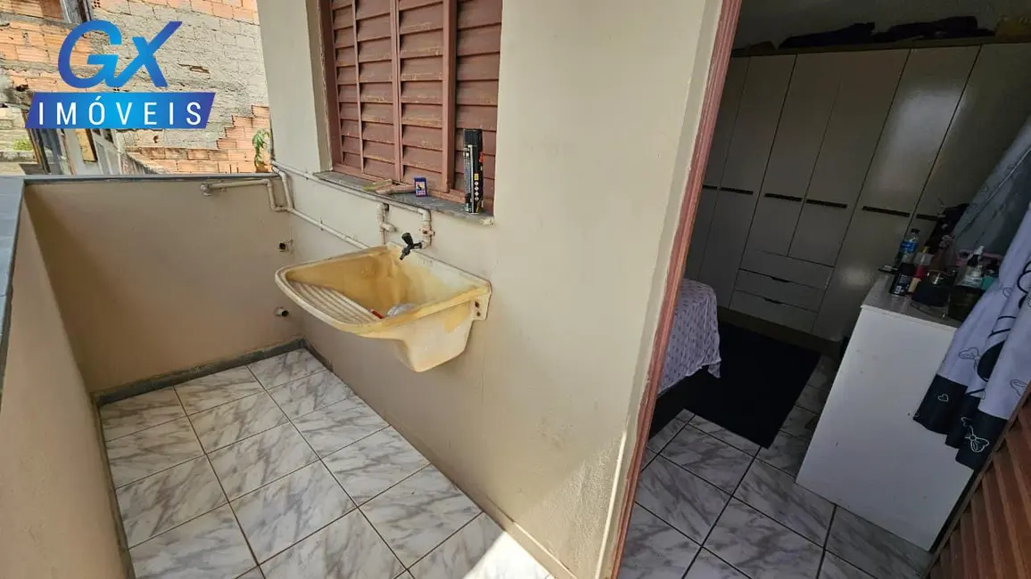 Foto 6 de Casa com 5 quartos à venda, 120m2 em San Genaro, Ribeirao Das Neves - MG