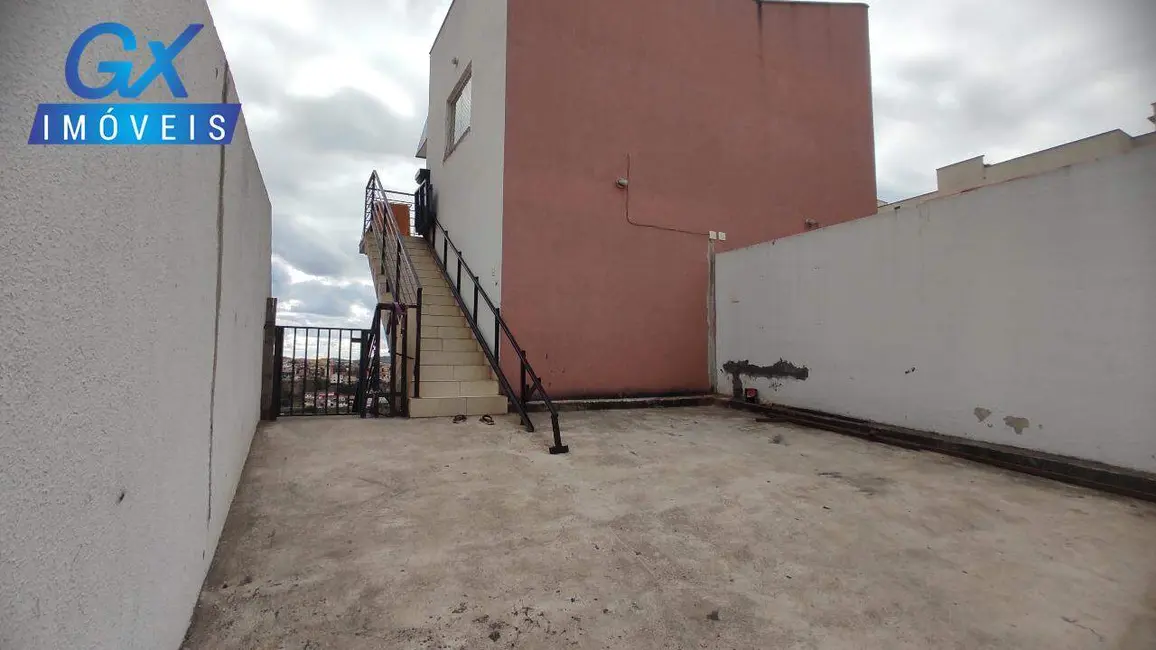 Foto 4 de Casa com 2 quartos à venda, 65m2 em Esmeraldas - MG