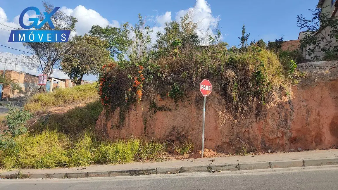 Foto 1 de Terreno / Lote à venda, 360m2 em Florença, Ribeirao Das Neves - MG