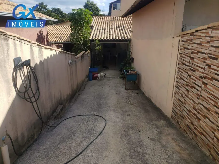 Casa com 2 quartos à venda, 128m2 em Esmeraldas - MG - imagem 1 Foto 1 de Casa com 2 quartos à venda, 128m2 em Esmeraldas - MG