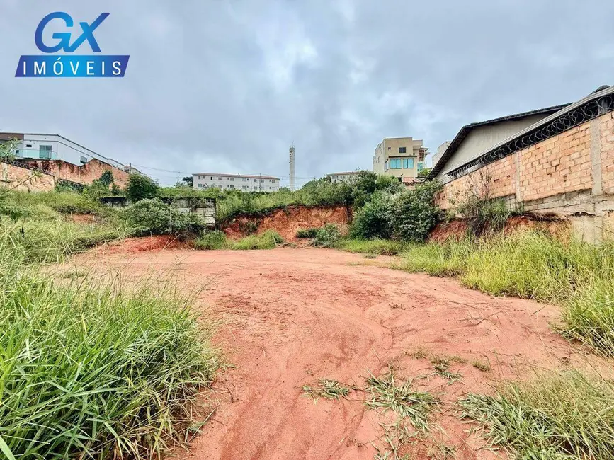 Foto 2 de Terreno / Lote à venda, 789m2 em Esmeraldas - MG