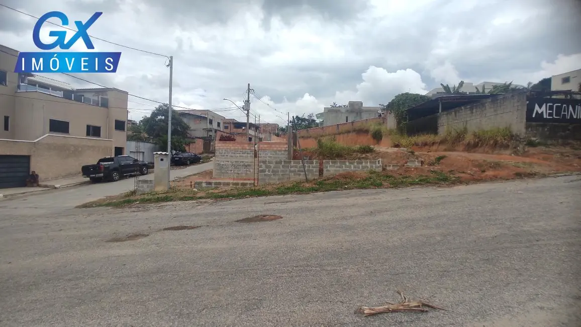 Foto 1 de Terreno / Lote à venda, 578m2 em Belvedere, Ribeirao Das Neves - MG