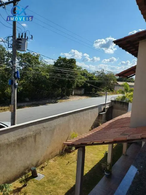 Foto 3 de Casa com 3 quartos à venda, 190m2 em Esmeraldas - MG