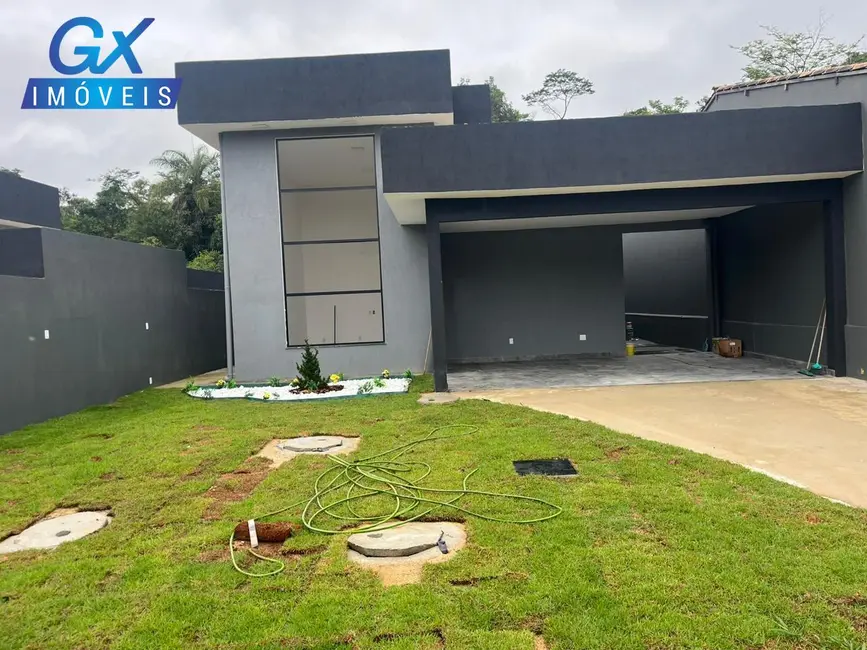 Casa com 3 quartos à venda, 180m2 em Esmeraldas - MG - imagem 5 Foto 5 de Casa com 3 quartos à venda, 180m2 em Esmeraldas - MG