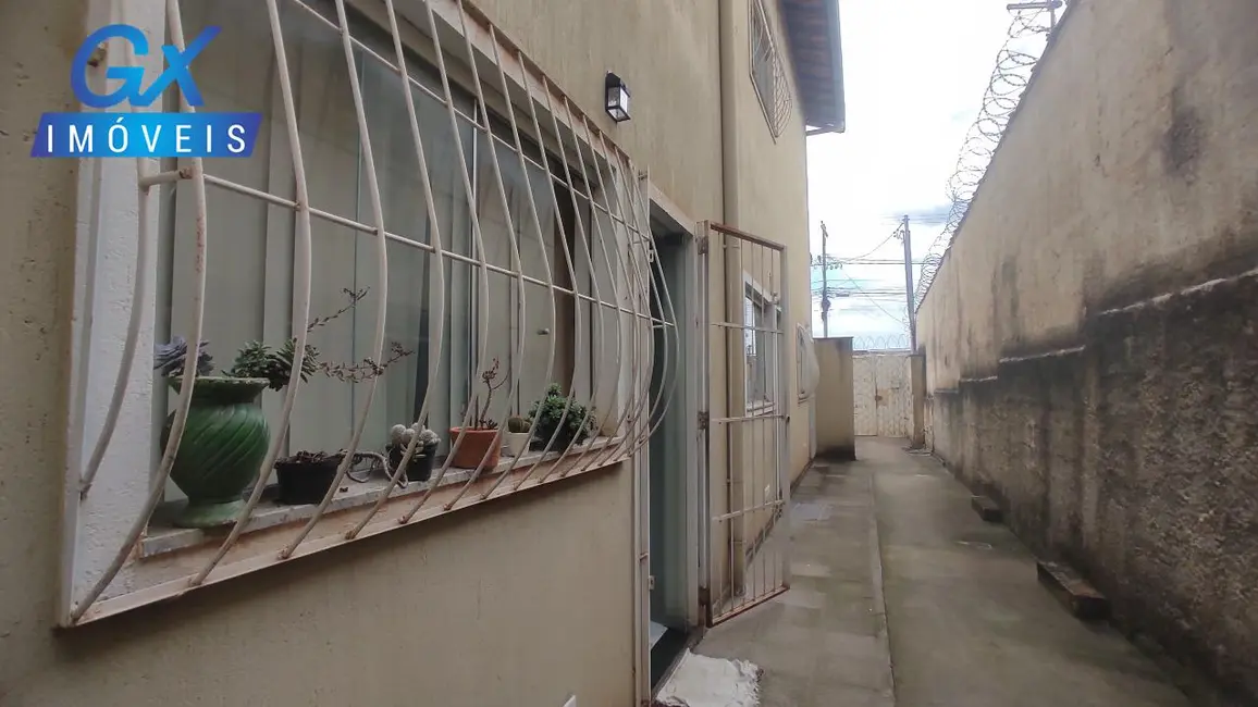 Foto 1 de Casa com 2 quartos à venda, 87m2 em Esmeraldas - MG