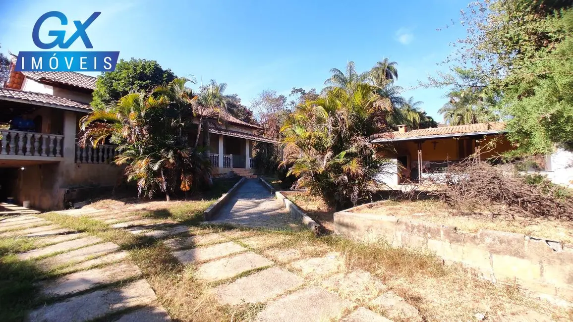 Casa com 3 quartos à venda, 240m2 em Esmeraldas - MG - imagem 1 Foto 1 de Casa com 3 quartos à venda, 240m2 em Esmeraldas - MG