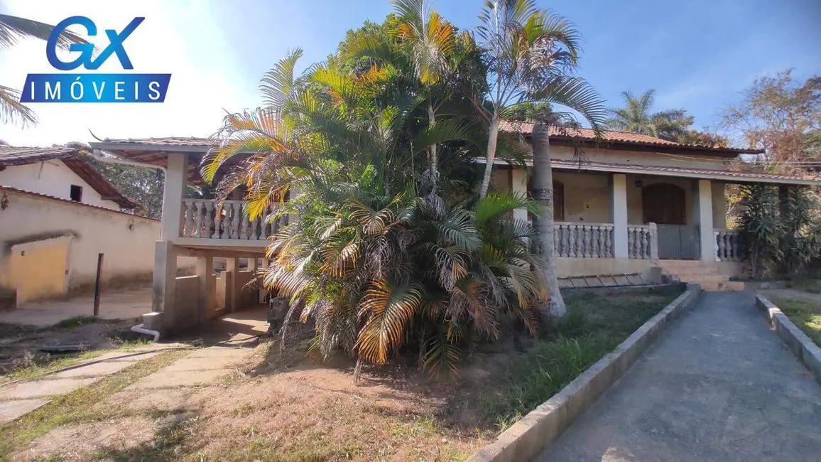 Casa com 3 quartos à venda, 240m2 em Esmeraldas - MG - imagem 2 Foto 2 de Casa com 3 quartos à venda, 240m2 em Esmeraldas - MG