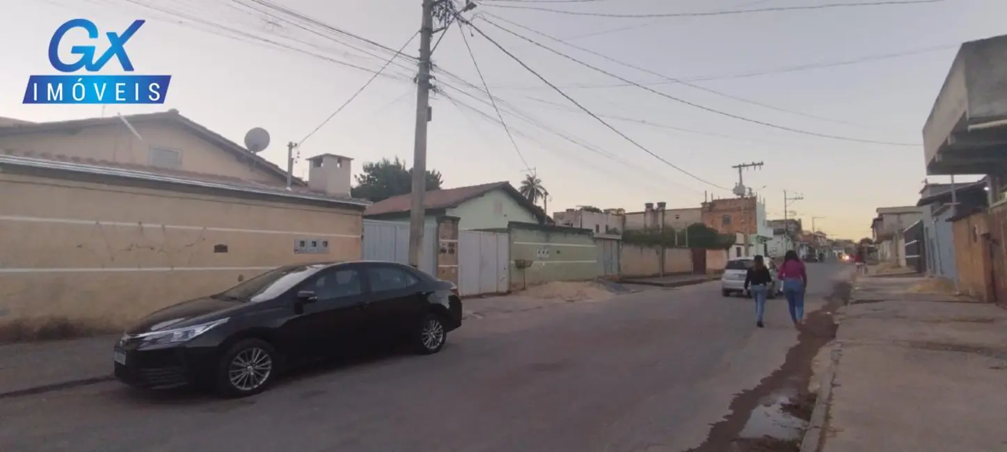 Foto 2 de Casa com 2 quartos à venda, 70m2 em Veneza, Ribeirao Das Neves - MG