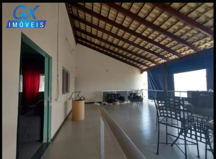 Foto 3 de Casa com 2 quartos à venda, 180m2 em Esmeraldas - MG