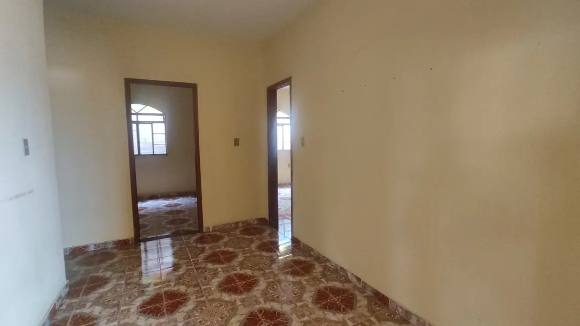 Foto 6 de Casa com 3 quartos à venda em Veneza, Ribeirao Das Neves - MG