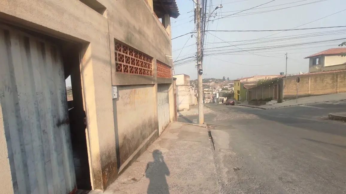 Foto 2 de Casa com 3 quartos à venda em Veneza, Ribeirao Das Neves - MG