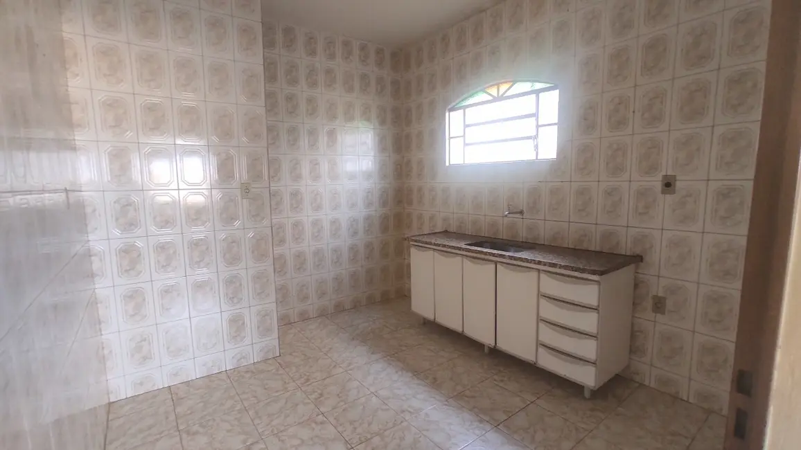 Foto 8 de Casa com 3 quartos à venda em Veneza, Ribeirao Das Neves - MG