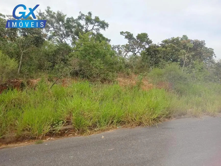 Foto 1 de Terreno / Lote à venda, 465m2 em Esmeraldas - MG